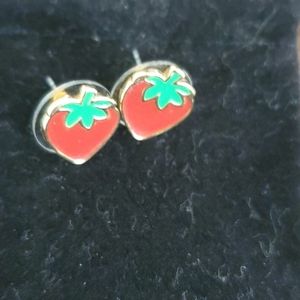 12k YG plated srawberry earring